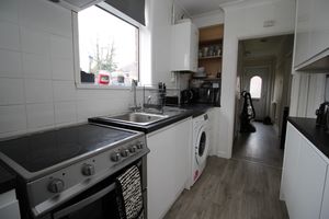 Kitchen- click for photo gallery